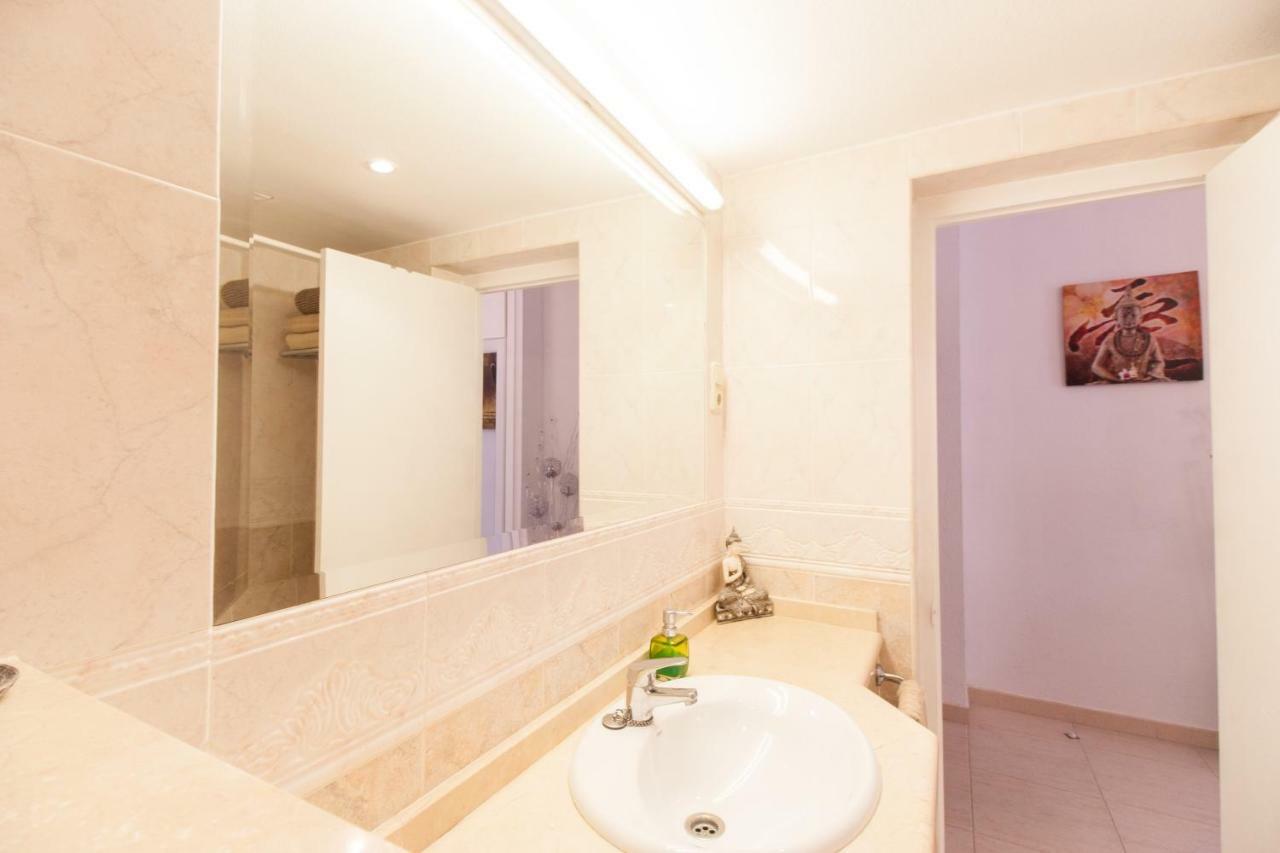Hotel Apartamento Pyr Fuengirola Private Sunny Pool Side Luaran gambar